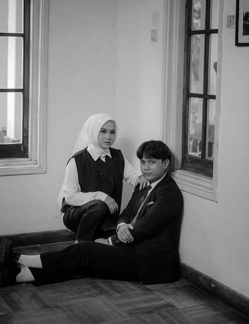 LOVE-STORY-PITCH-BLACK